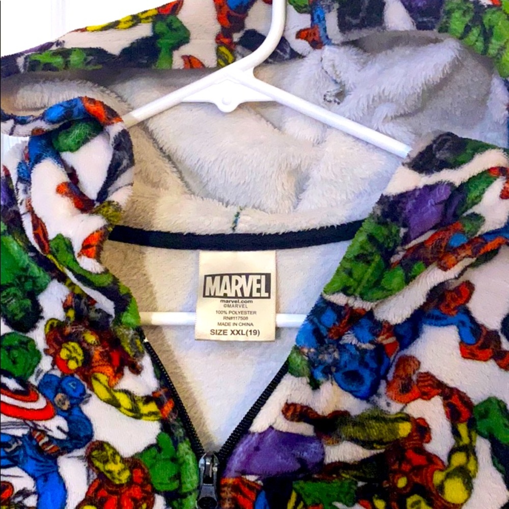 Marvel  Action Heros XXL Zip up Sweater